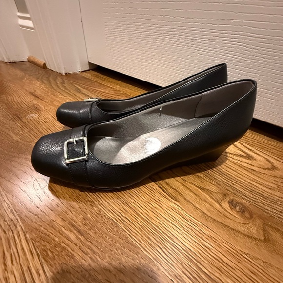 life Stride Wedge size 8.5 - Picture 3 of 10